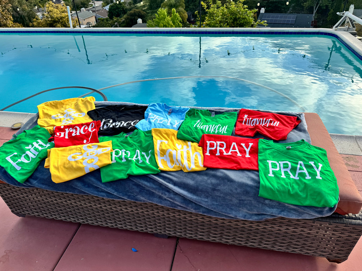 Faith Pray Grace tee’s