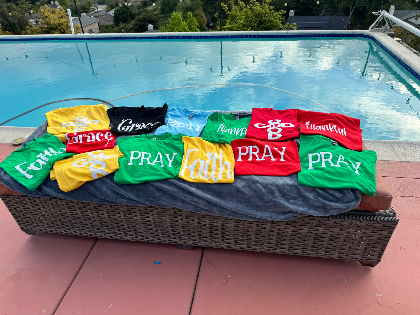 Faith Pray Grace tee’s